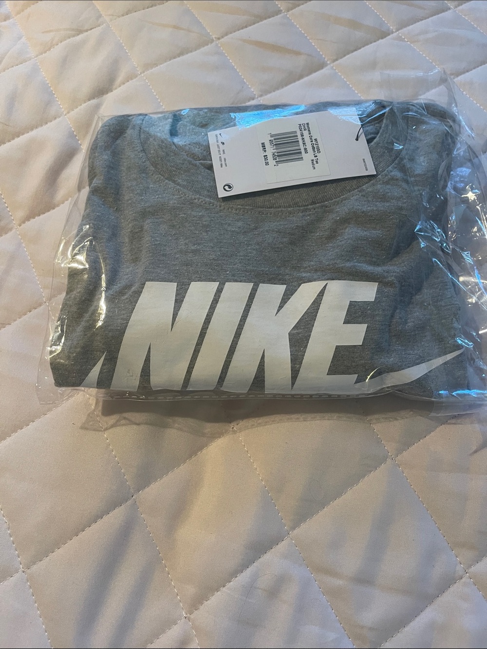 NWT Nike Gray Women’s Gray Crewneck with White Logo - Size M